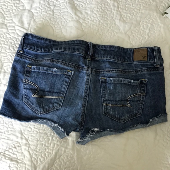 American Eagle stretch shorts - Picture 2 of 3